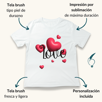 Playera Blanca para Mujer con Diseño de Corazones “Love” – Personalizada, Estilo Romántico y Casual | Monsprint