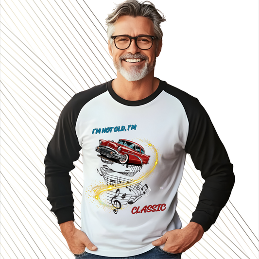 Playera Hombre Manga Larga Personalizada | Diseño Auto Clásico “I’m Not Old, I’m Classic” | Regalo Retro para Papá